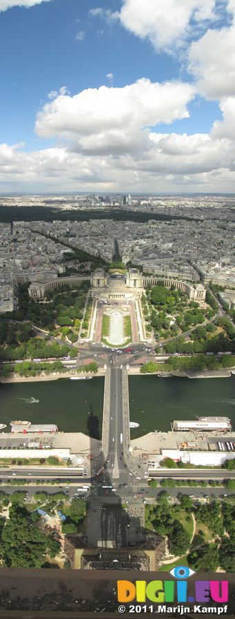 SX18407-18411 Panorama of view down Eiffel tower with shadow